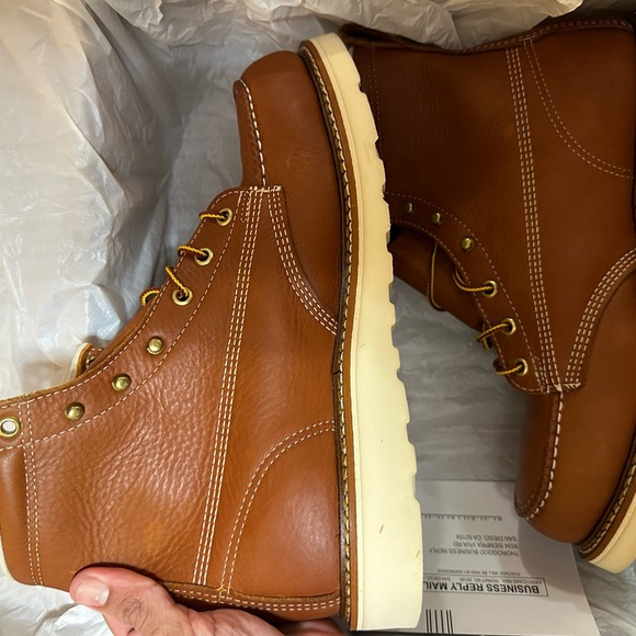 Thorogood 6” Moc Toe Wedge Safety Toe Boots - Picture 2 of 4